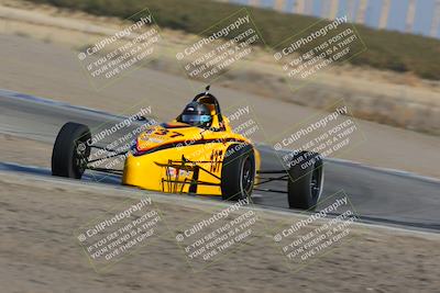 media/Oct-30-2022-CalClub SCCA (Sun) [[310aff4a96]]/Race Group 1/Race (Grapevine)/